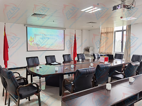 �|���k����