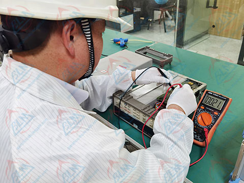 斯坦福牛頓儀器維修圖片 斯坦福牛頓儀器維修圖片